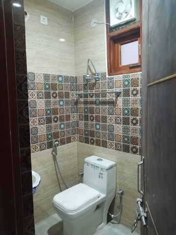 Bathroom in 2 BHK Builder Floor at Sector 8 Dwarka – for Rent