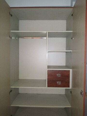 Furnished Amenities in 2 BHK Builder Floor at Sector 8 Dwarka – for Rent