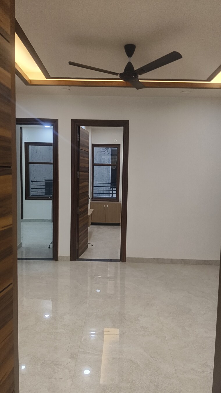 Room, rps-palm-drive 3 Bedroom 125 Sq.Yd. Builder Floor In Sector 88 Faridabad 9075402