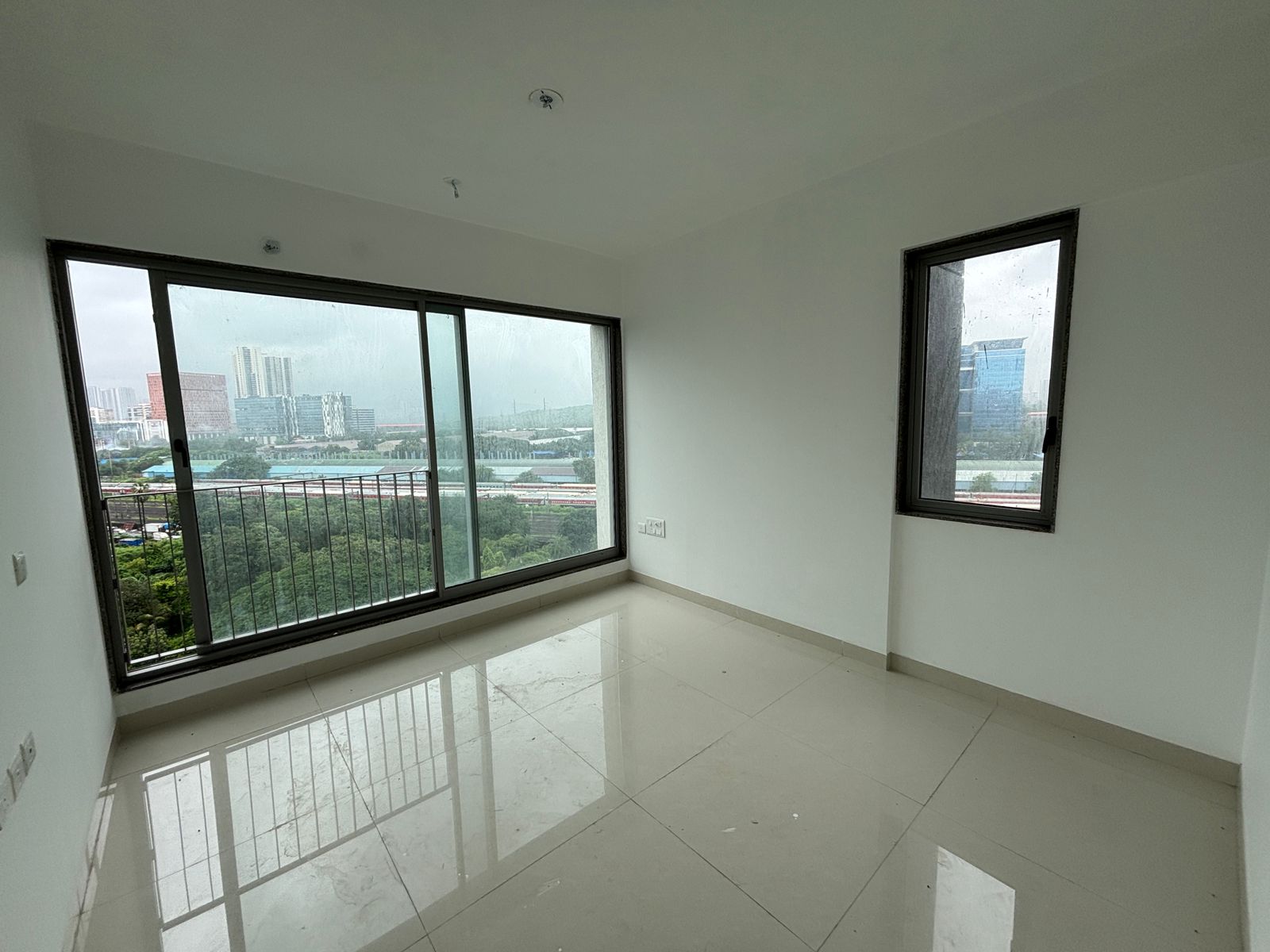 2 BHK + Extra Room Apartment For Rent in Sunteck City Avenue 2