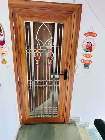 Building Lobby in 3 BHK Builder Floor at BPTP Park Elite Floors, Sector 85 – for Sale