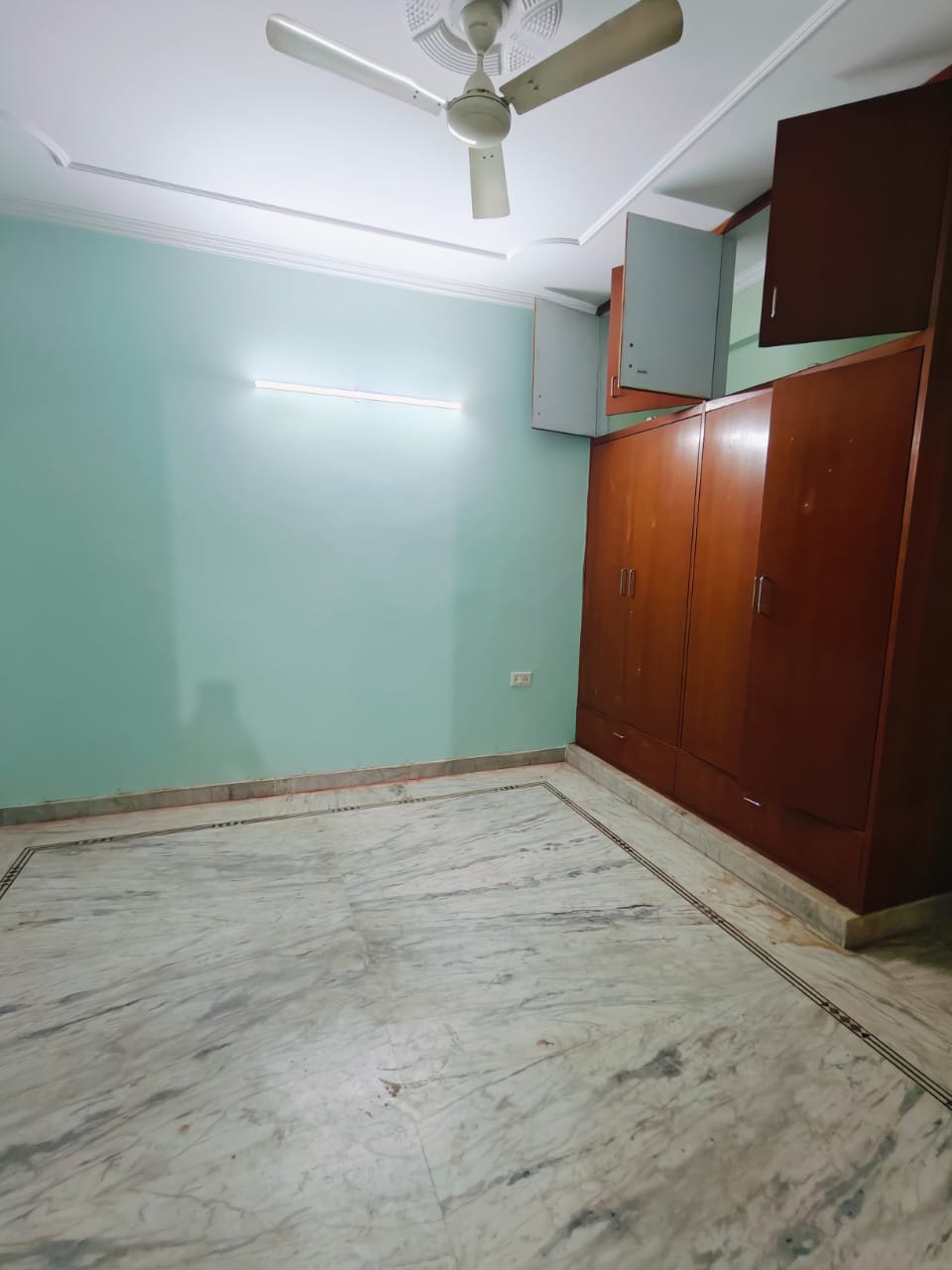 2 BHK Builder Floor For Rent in Sector 46