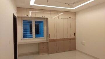 Room in 3 BHK Apartment at Aparna Sarovar Zicon, Nallagandla – for Rent