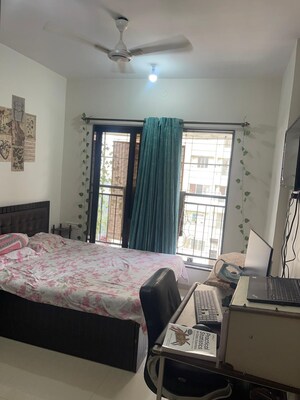 Bedroom in 2 BHK Apartment at Riverdale Tower, Andheri East – for Sale