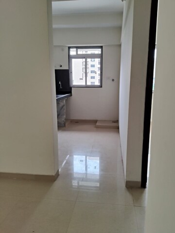 Room in 1 BHK Apartment at Lower Parel West – for Rent