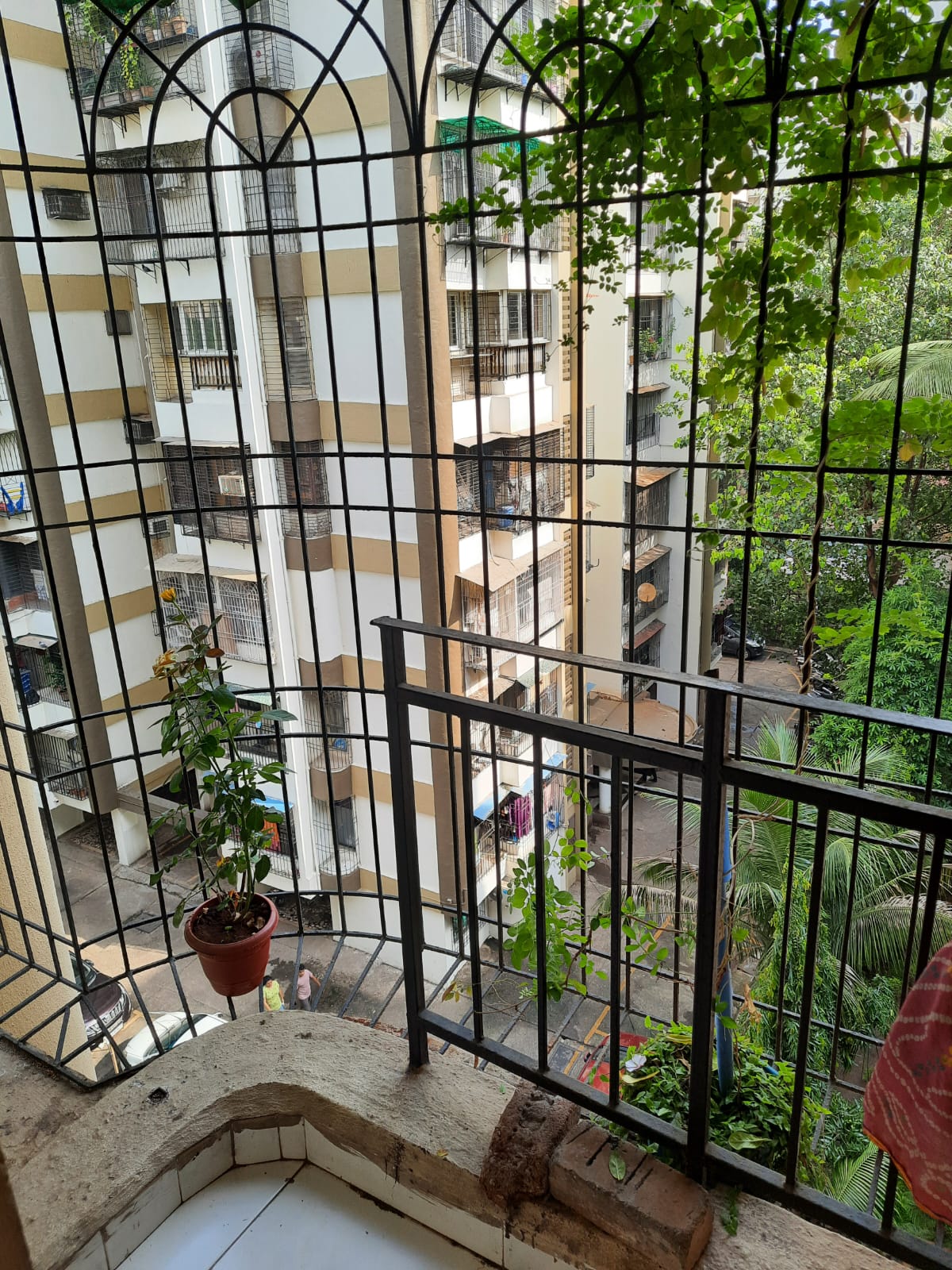 1 BHK Apartment For Rent in Lok Upvan I