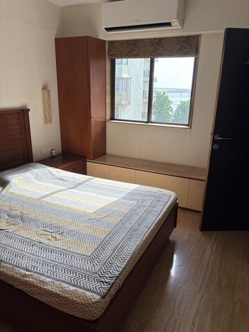 Bedroom in 2 BHK Apartment at Sterling Seaface, Worli – for Rent