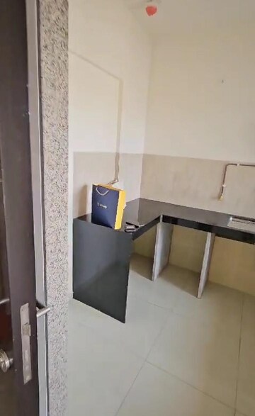 Furnished Amenities in 2 BHK Apartment at LnT Veridian, Powai – for Rent