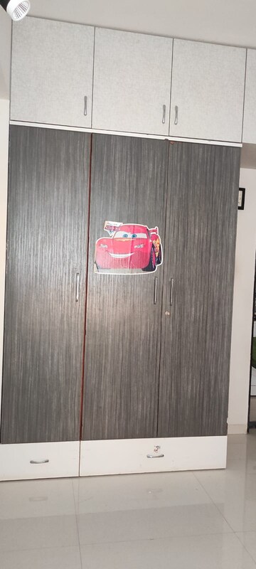 Furnished Amenities in 2 BHK Apartment at Shanti Elixir, Mundhwa – for Rent