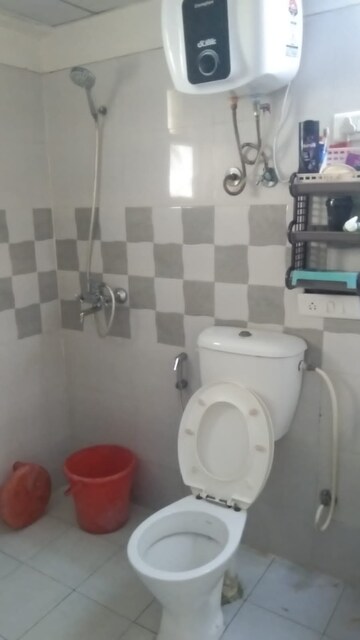 Master Bedroom in 2.5 BHK Apartment at Mahagun Mywoods, Sector 16c Greater Noida – for Rent