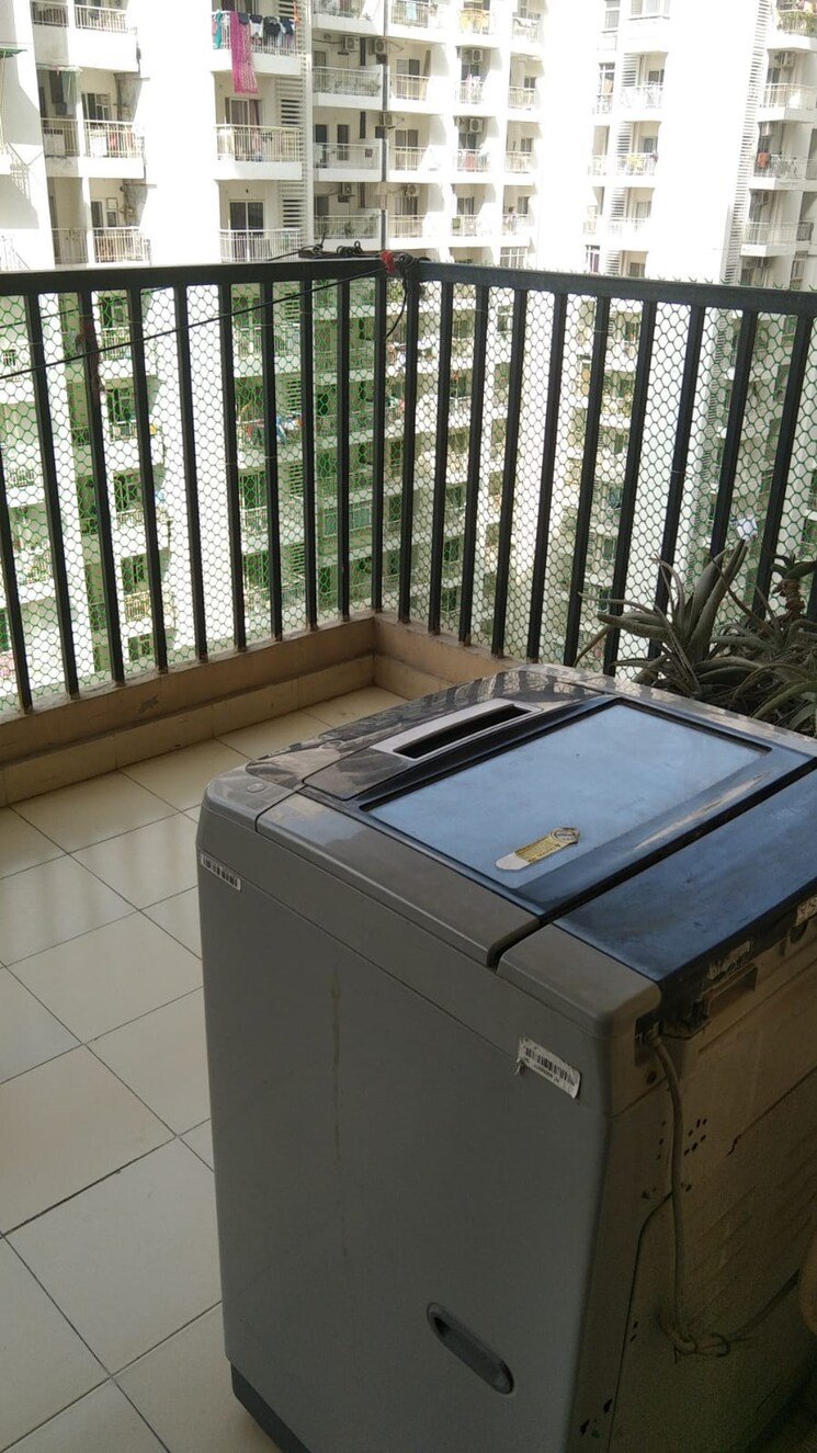 Kitchen, mahagun-mywoods 2.5 Bedroom 1110 Sq.Ft. Apartment In Sector 16c Greater Noida Greater Noida 9075553