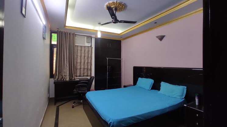 Bedroom, veera-safdarjung-enclave 3 Bedroom 2000 Sq.Ft. Apartment In Safdarjung Enclave Delhi 9075573