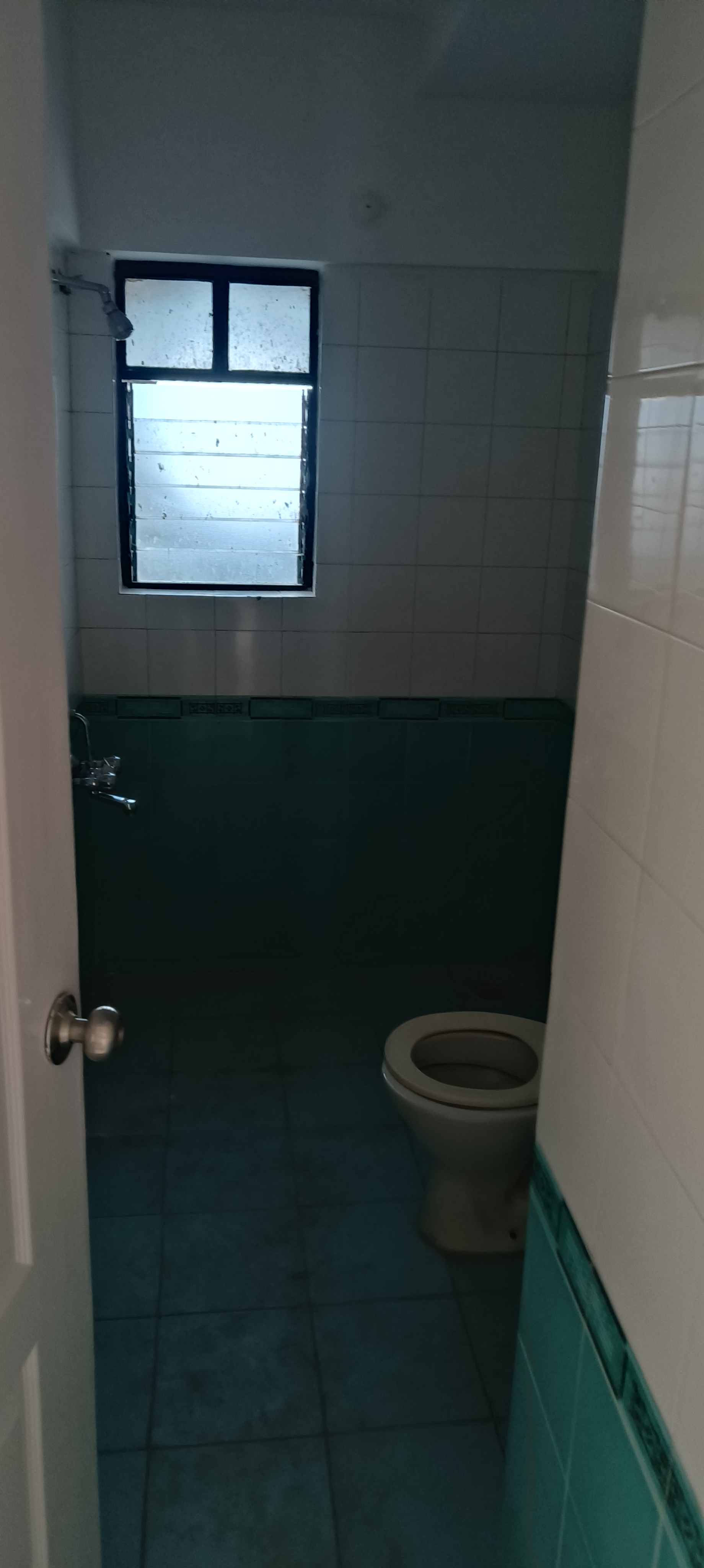 2 BHK + Extra Room Apartment For Rent in Brahma Emerald County