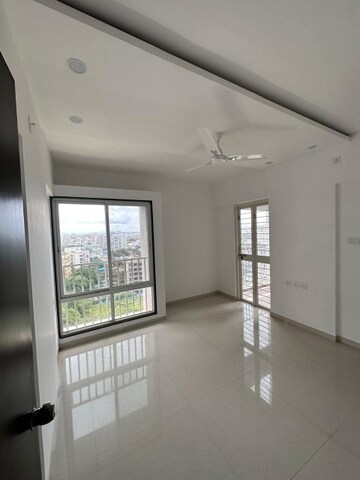 Room in 2.5 BHK Apartment at Pimple Saudagar – for Rent