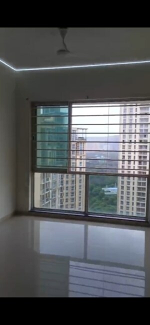 2 BHK Apartment For Sale in Sheth Vasant Lawns, Laxmi Nagar