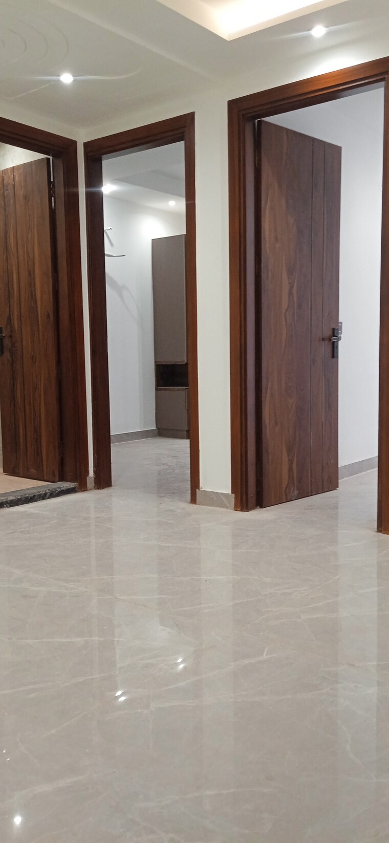 Room, igi airport area 2 Bedroom 700 Sq.Ft. Builder Floor In Igi Airport Area Delhi 9075619