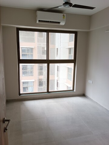 Room in 2 BHK Apartment at Birla Vanya, Kalyan West – for Rent