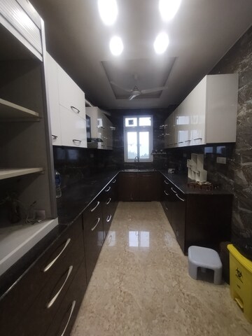 Kitchen in 3.5 BHK Builder Floor at Gupta Awas, Sector 43 – for Rent
