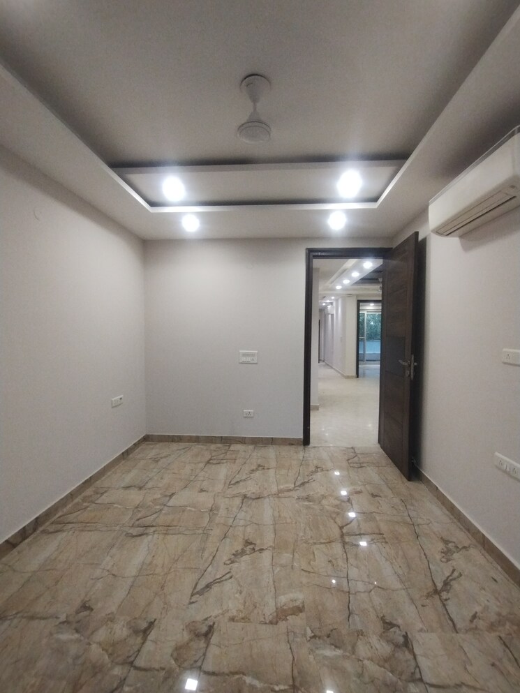 Kitchen, gupta-awas 3.5 Bedroom 215 Sq.Yd. Builder Floor In Sector 43 Gurgaon 9075644