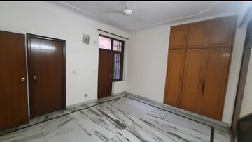 Room in 3 BHK Apartment at Sector 21c – for Rent