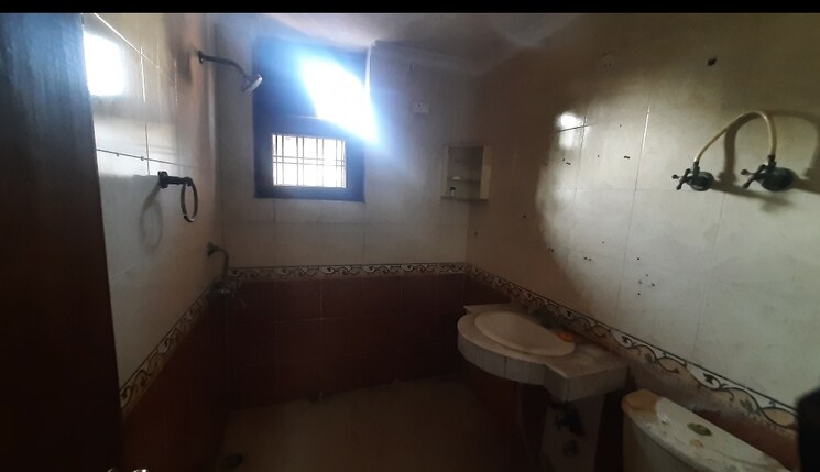 Bathroom, sector 21c 3 Bedroom 1650 Sq.Ft. Apartment In Sector 21c Faridabad 9075656
