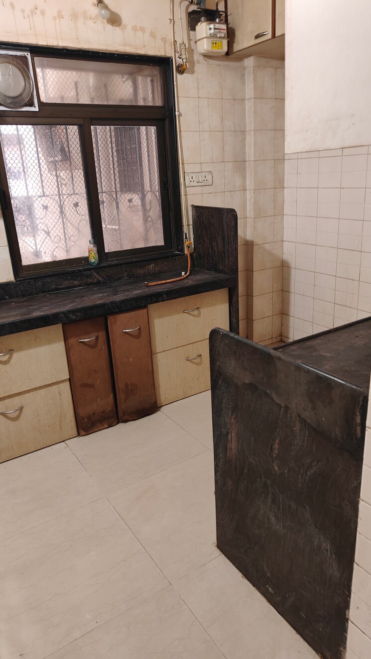 Kitchen, prathamesh-krupa-kedar-darshan 2 Bedroom 620 Sq.Ft. Apartment In Andheri West Mumbai 9075657