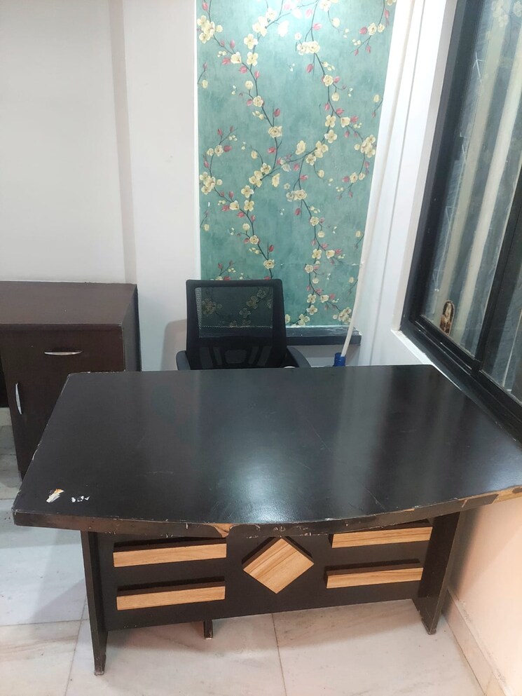 undefined, gomti nagar Commercial Office Space 400 Sq.Ft. In Gomti Nagar Lucknow 9075653