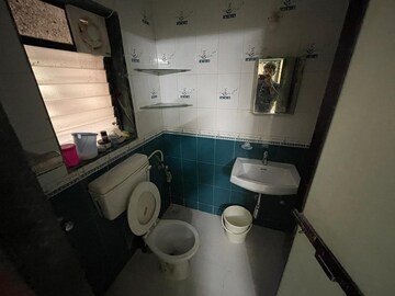 Team Area in 2 BHK Apartment at Model Colony – for Rent