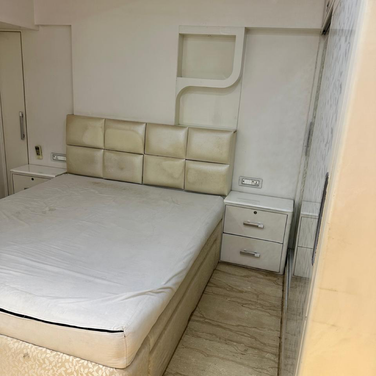 5 BHK Apartment For Sale in Oberai Sky Height