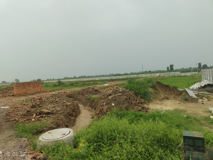 undefined, rohta road  120 Sq.Yd. Plot In Rohta Road Meerut 9075788