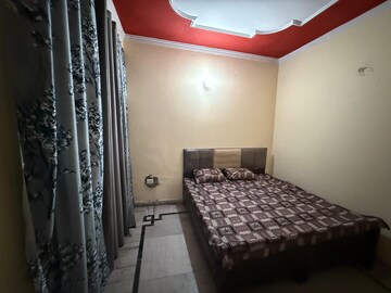 Bedroom in 2 BHK Independent House at Omicron Ii Greater Noida – for Rent