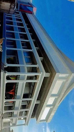 Staircase in  Shop at Modipuram – for Sale