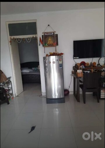 Living Room in 2.5 BHK Villa at Gomti Nagar – for Rent