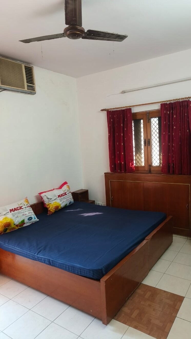Bedroom, janakpuri 2 Bedroom 1125 Sq.Ft. Apartment In Janakpuri Delhi 9075836