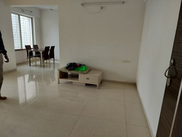Room, sukhwani-elmwood 2.5 Bedroom 1320 Sq.Ft. Apartment In Pimple Saudagar Pune 9075851