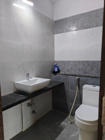Master Bedroom in 2 BHK Apartment at Acme Ozone, Manpada – for Rent