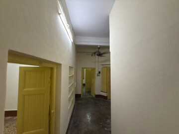 Bathroom in  Shop at Golpark – for Rent