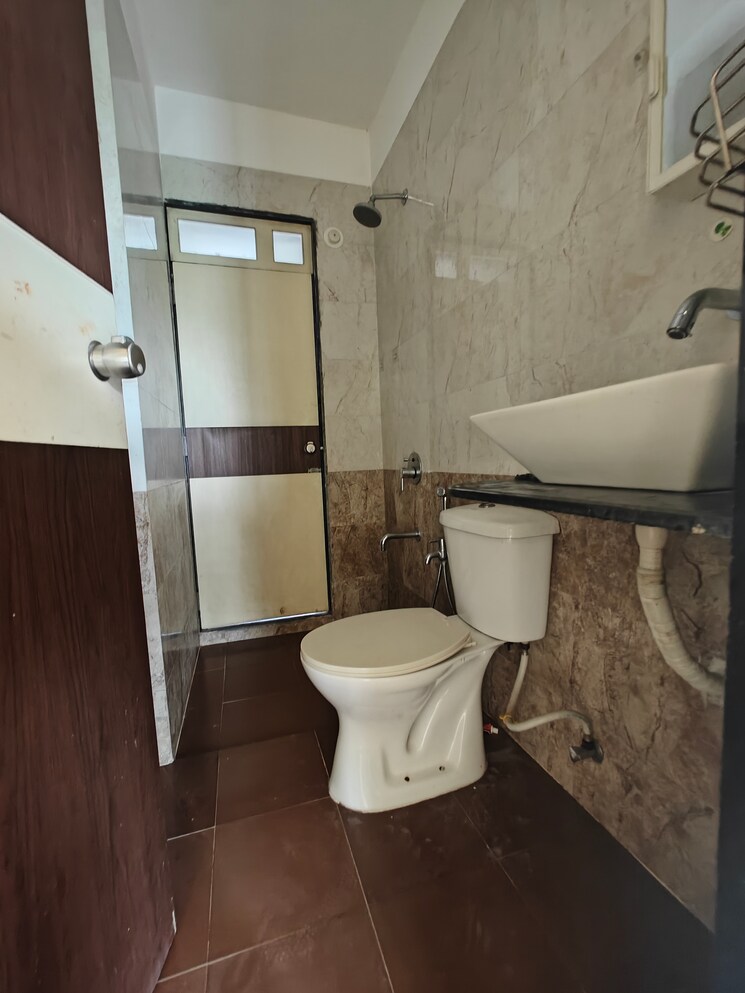 Bathroom, nilkamal-chs-nerul 3 Bedroom 1650 Sq.Ft. Apartment In Nerul Navi Mumbai 9075875