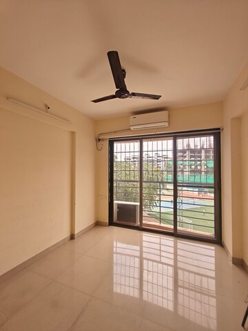 Room in 3 BHK Apartment at Nilkamal CHS Nerul, Nerul – for Rent