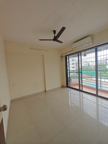 Room in 3 BHK Apartment at Nilkamal CHS Nerul, Nerul – for Rent