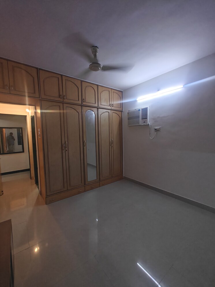 Room, seawoods 2.5 Bedroom 1400 Sq.Ft. Apartment In Seawoods Navi Mumbai 9075907