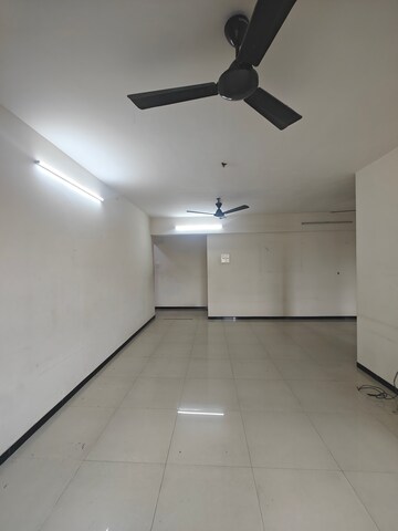 Room in 3 BHK Apartment at Meridian Apartment, Nerul Sector 6 – for Rent