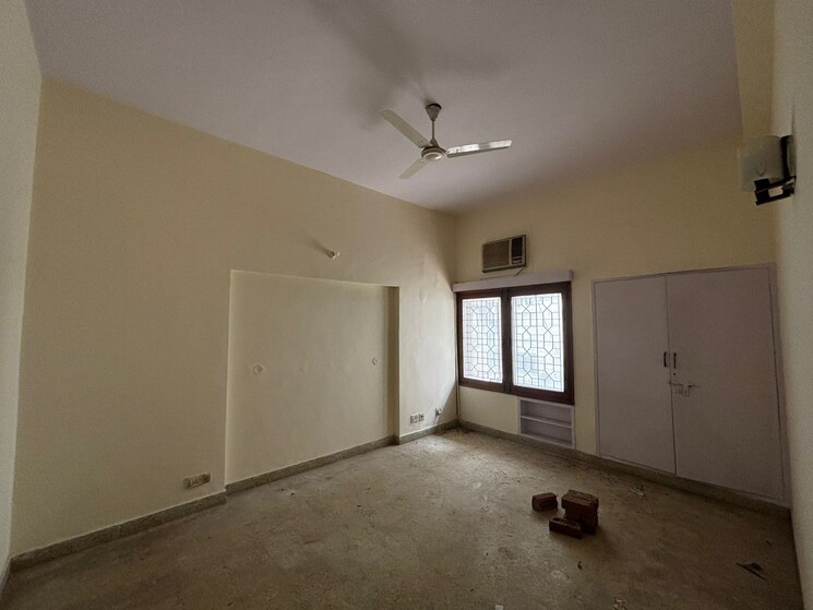 Room, boutique-residential-apartments-b-26 3 Bedroom 360 Sq.Yd. Builder Floor In Greater Kailash I Delhi 9075939