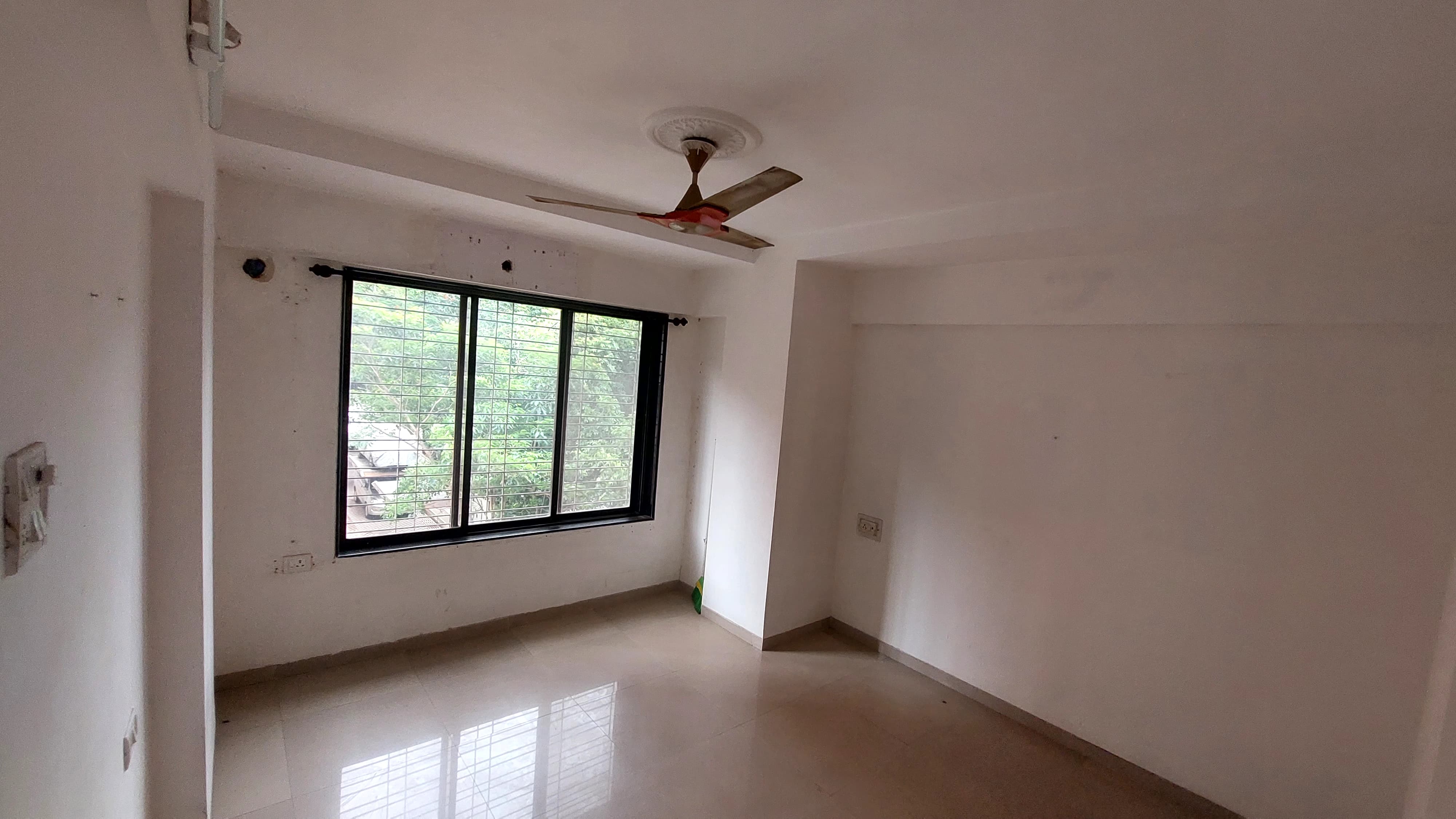 1 BHK Apartment For Rent in D N Nagar, Near The Club,