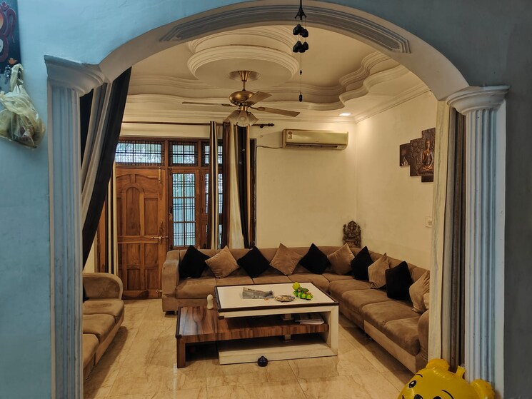 Living Room, sushant golf city 3 Bedroom 1650 Sq.Ft. Apartment In Sushant Golf City Lucknow 9075944