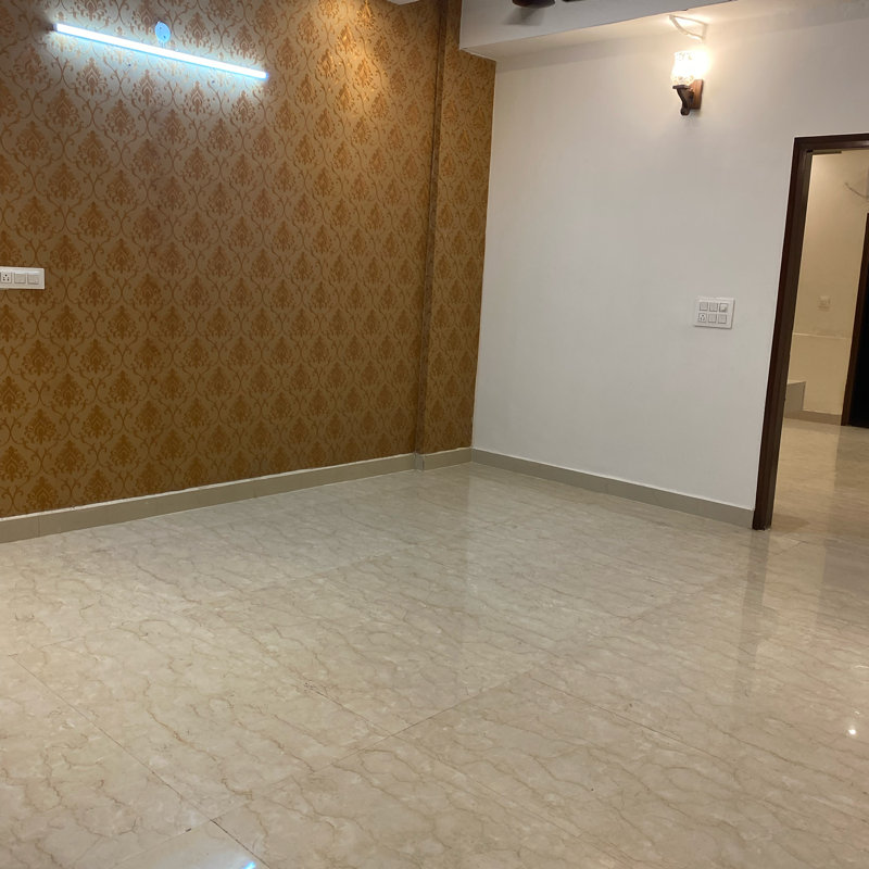 3 BHK + Extra Room Apartment For Rent in Essentia Homes