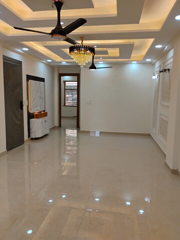 Hall in 3 BHK Builder Floor at Fidato Honour Homes, Sector 89 – for Sale