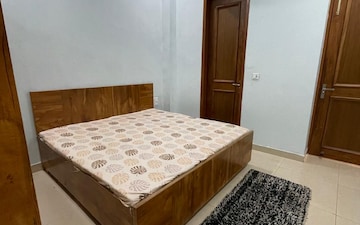 4 BHK Apartment For Rent in Surya CGHS, Sector 43
