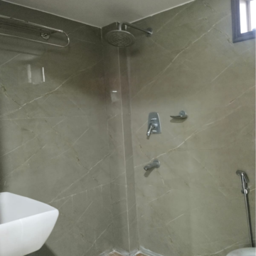 Bathroom in 1 BHK Builder Floor at Malviya Nagar – for Rent