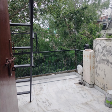 Balcony in 1 BHK Builder Floor at Malviya Nagar – for Rent